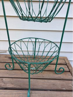 3 tier standing plant or veggie /fruit stand