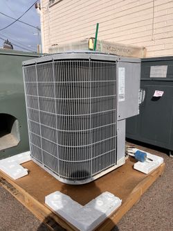 Used 3ton R-410A CARRIER straight cool condenser only