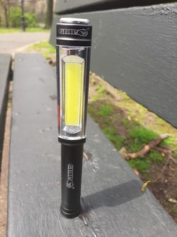 Grip Wide Beam COB Pen Light