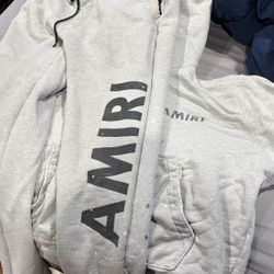 Amiri Set
