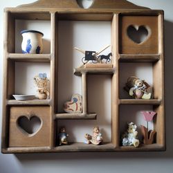 Display shelf