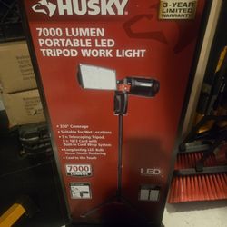 HUSKY 7000 Lumens Portable Corded LED Work Light with Tripod