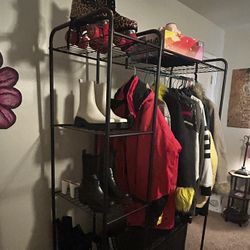 clothing rack 