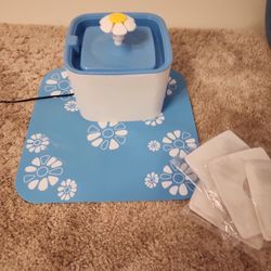 Cat Fountain With 5  Free New Filters 