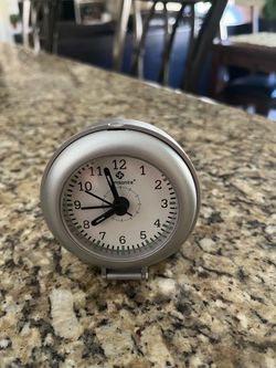 Never used Vintage Samsonite Travel Alarm Clock - Tested and working