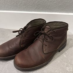 Men’s Shoes Size 9 