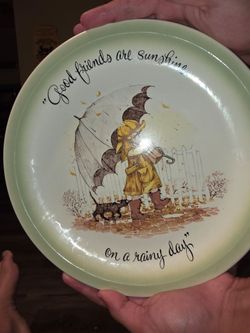 Holly hobby decorative plates set of 2