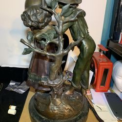 bronze sculpture (children with a ball)