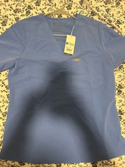 Blue figs scrubs -brand new