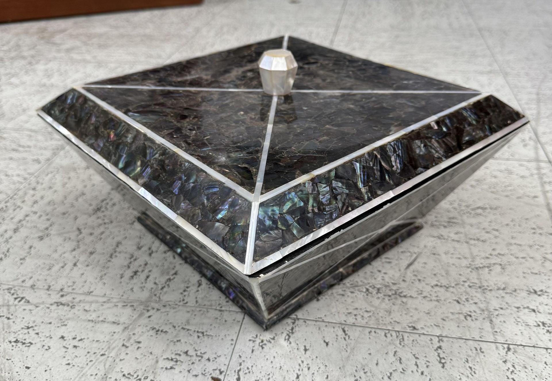 Maitland Smith Mother Of Pearl  Box Vintage Mid Century Modern  MCM