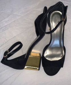 New!!! Black and Gold Block Heels
