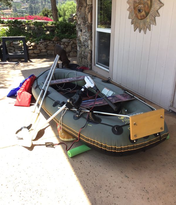 Sevylor Fish Master 325 Inflatable boat for fishing and water hunting