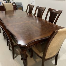 67”-103” Expandable Dining Table for 12 people, 8 chairs