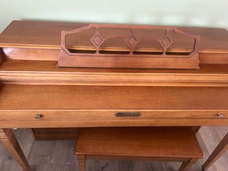 Schafer & Sons piano