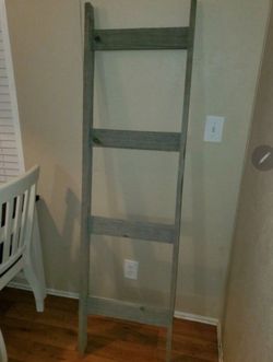 Blanket Decor Ladder