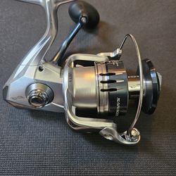 Shimano Saragosa SRG10000SWAPG Spinning Reel