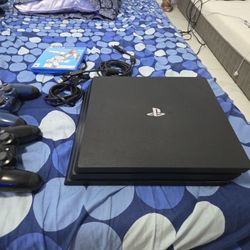 Ps4 Pro With 2 Controllers 