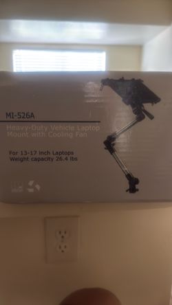 Laptop mount