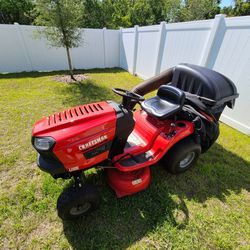 USED CRAFTSMAN RIDING MOWER IN GREAT CONDITION