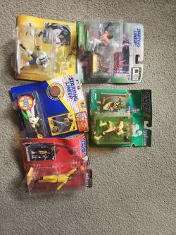 5 Starting Lineup figures warped packaging 30 bucks