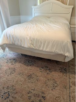 White bedroom set