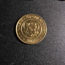 21 ---2007 Chuck E Cheese Token "