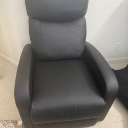 Sofa Chair Also Reclines