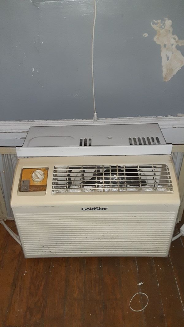 Goldstar air conditioner 8.000BTU for Sale in Philadelphia, PA - OfferUp