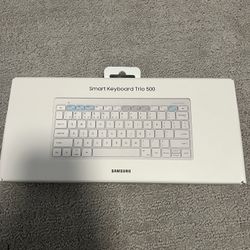 Samsung Smart Keyboard Trio 500(New)