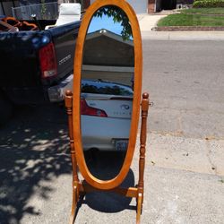 Oval Mirror With Adjustable Stand 