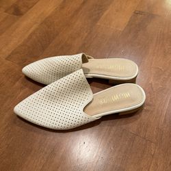 Woman’s Leather Slip On Shoes 