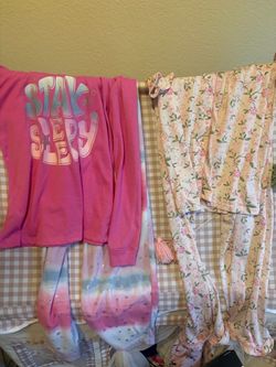 2 sets of pjs