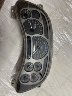 2003-2006 GMC Denali speedometer instrument cluster