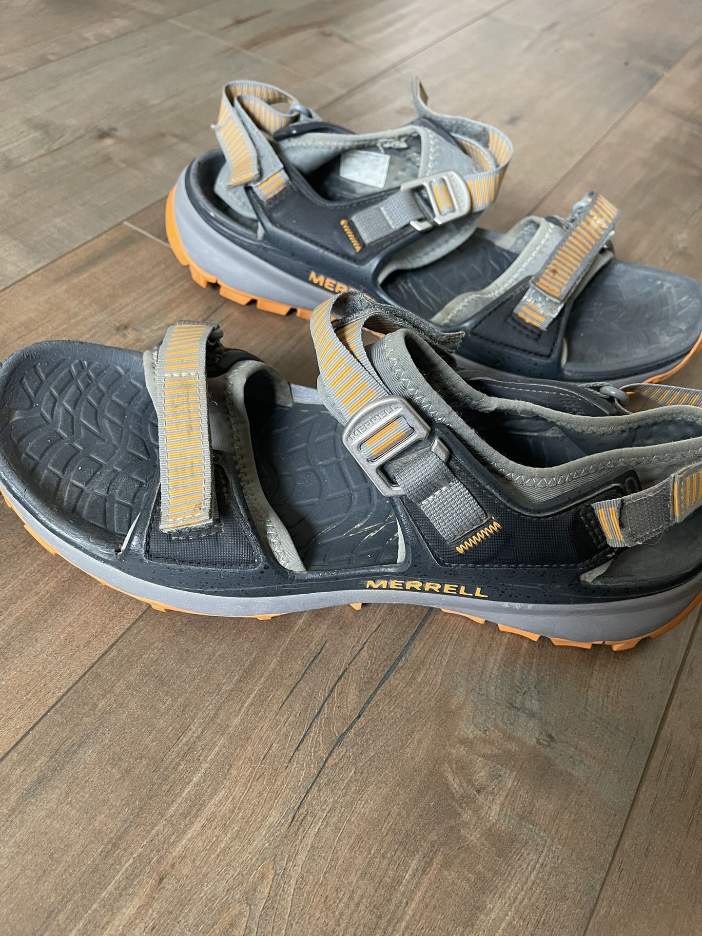 Merrell Choprock Back Strap Sandal Men’s Size 11M Vibram Sole Flame Orange Hiking 