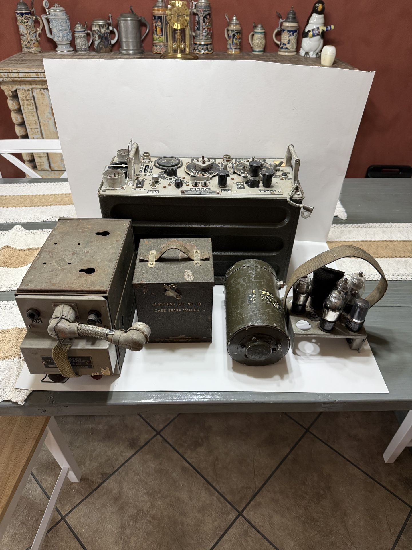 WWII WS-19 Mk II Radio w/ PSU No.1, Aerial Tuner & Spare Valves Case (1943)