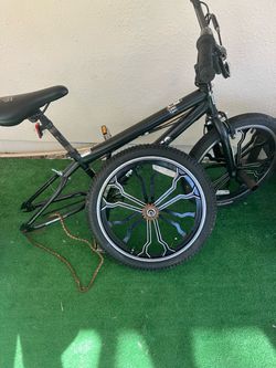 Mongoose bike