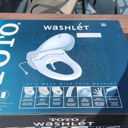 TOTO Washlet Bidet Seat with Softclose Lid - $399 at Costco