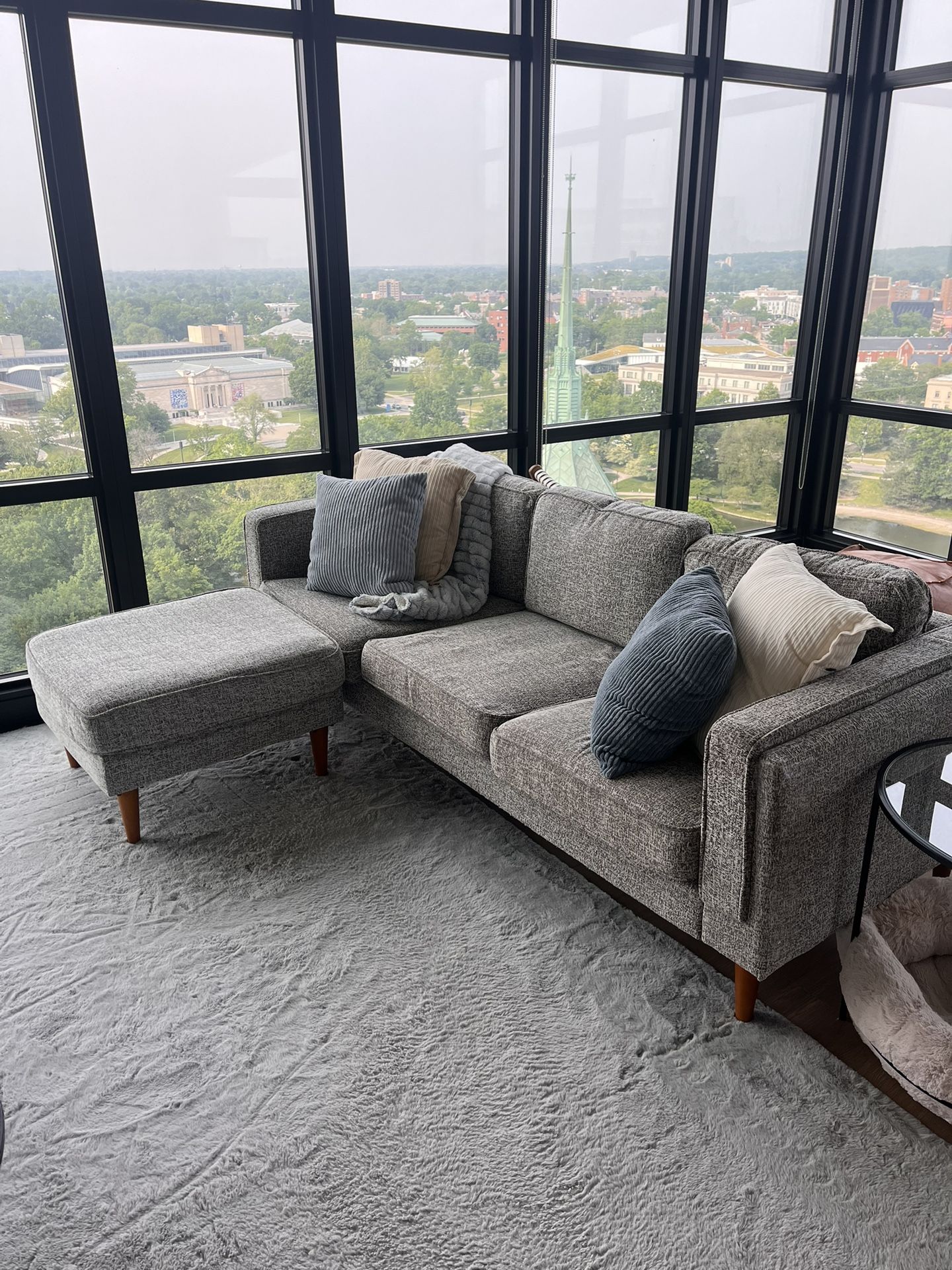 Free couch CURRENTLY PENDING PICKUP