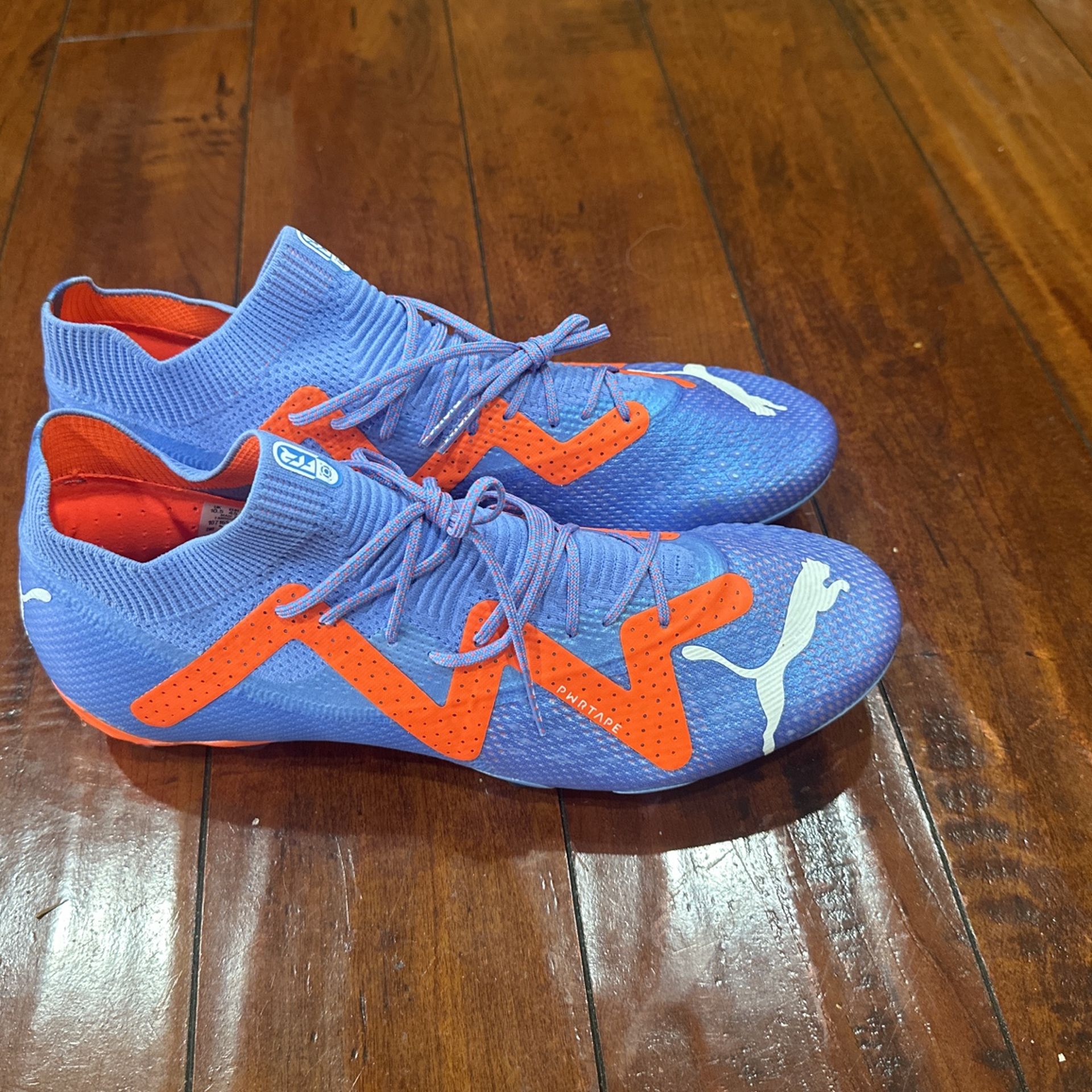 Puma Future Ultimate FG/AG. Soccer Cleats Blue/orange. Size 11.5.