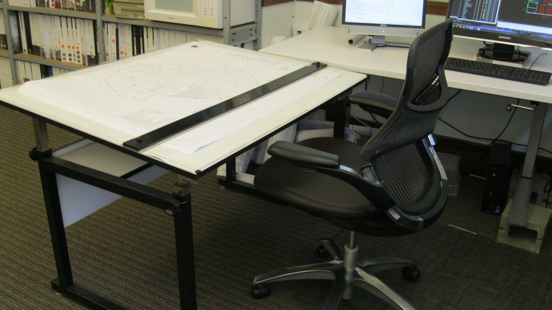 Drafting Table with Parallel Bar and Drafting Pad