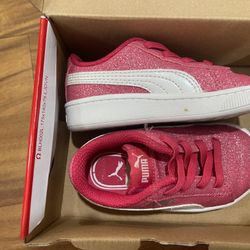 Pink Sparkly Toddler Pumas 