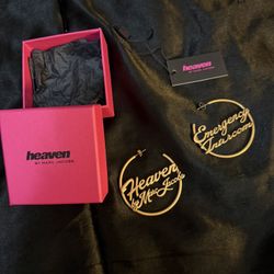 Emergency intercom Marc Jacobs earrings 