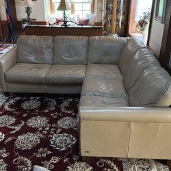 Natuzzi Leather Sectional Sofa