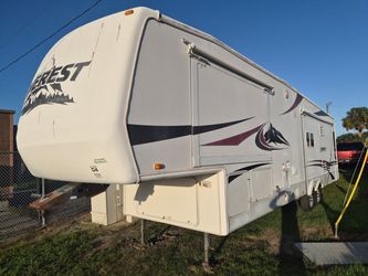 2004 Keystone Everest M-363