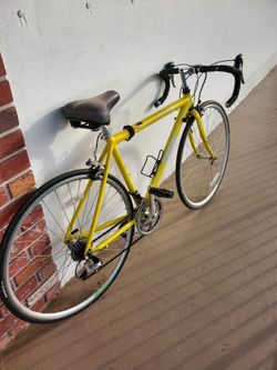 Bicycle CAROI PRO road Yellou Small Frame