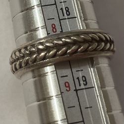 Vintage Sterling Silver Ring Size 8 1/2