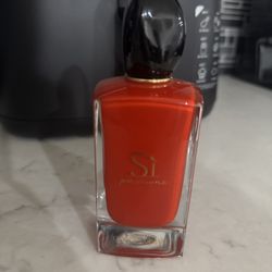 New Perfume Giorgio Armani Si 