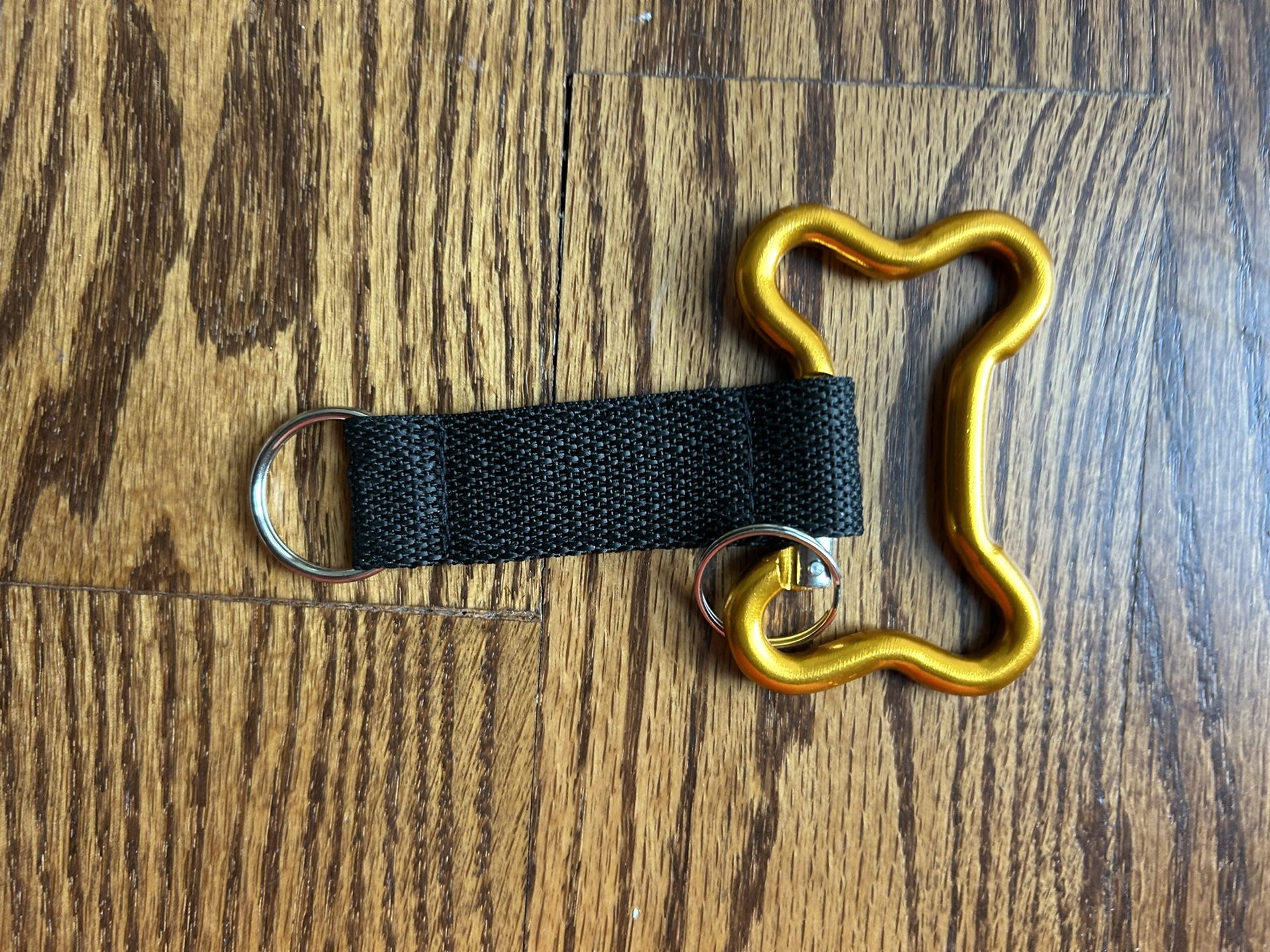 Gold Dog Bone Shaped CARABINER With Keychain For Dog Lovers New