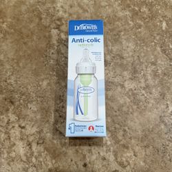 New Dr. Brown Baby Bottle (4 oz Narrow Bottle)
