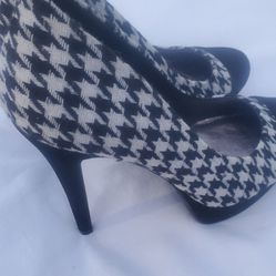 Anne Michelle, Black & White Heels, Size 7.5 (37.5)